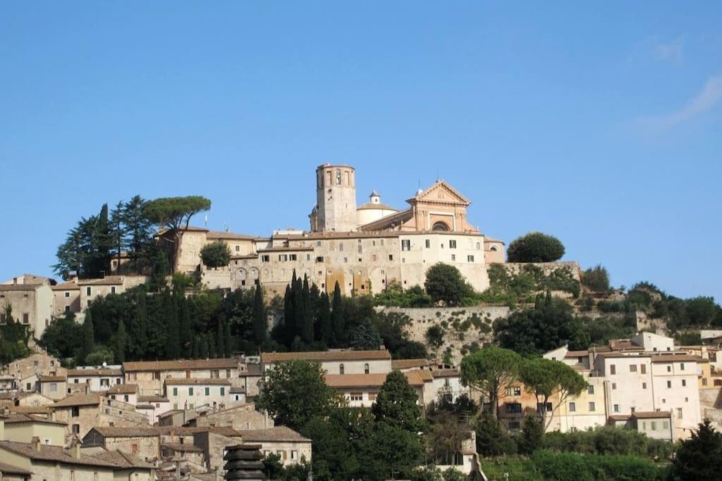 *La Torre Di Amelia* Nel Cuore Dell' Umbria Εξωτερικό φωτογραφία