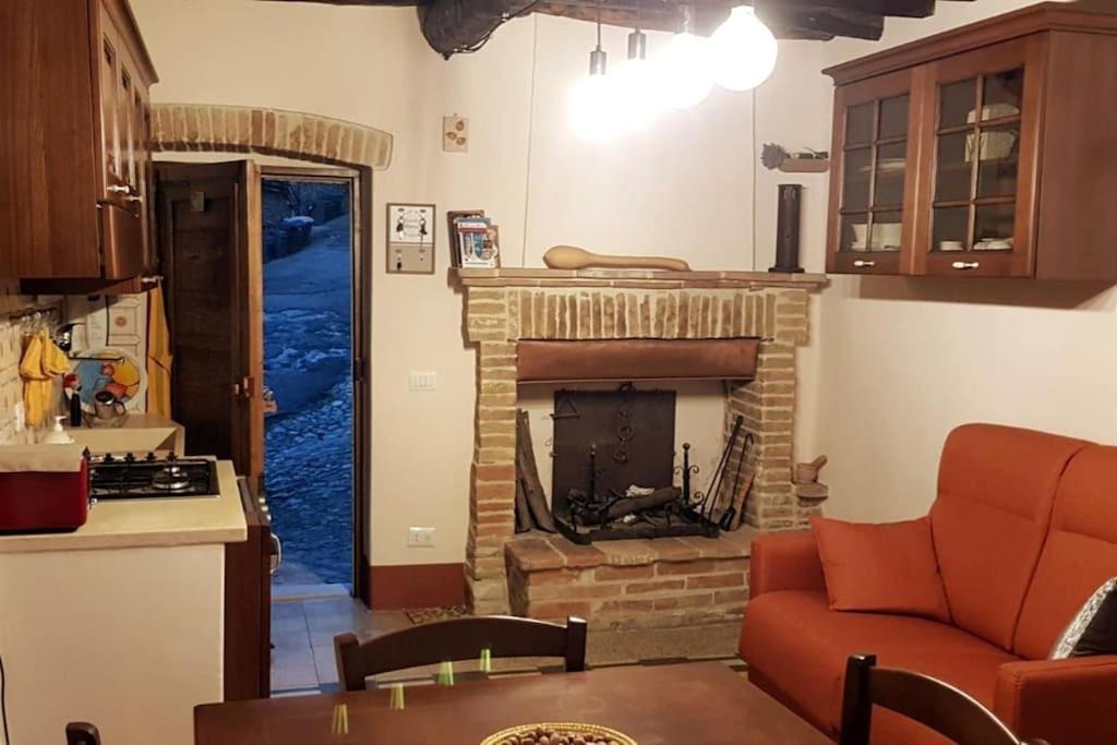 *La Torre Di Amelia* Nel Cuore Dell' Umbria Εξωτερικό φωτογραφία